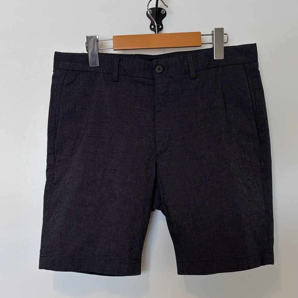 Theory Men's Flat Front Shorts in Charcoal